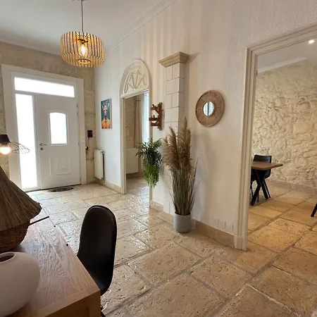 Holiday home Laurens Maison Spacieuse Avec Piscine Agde
